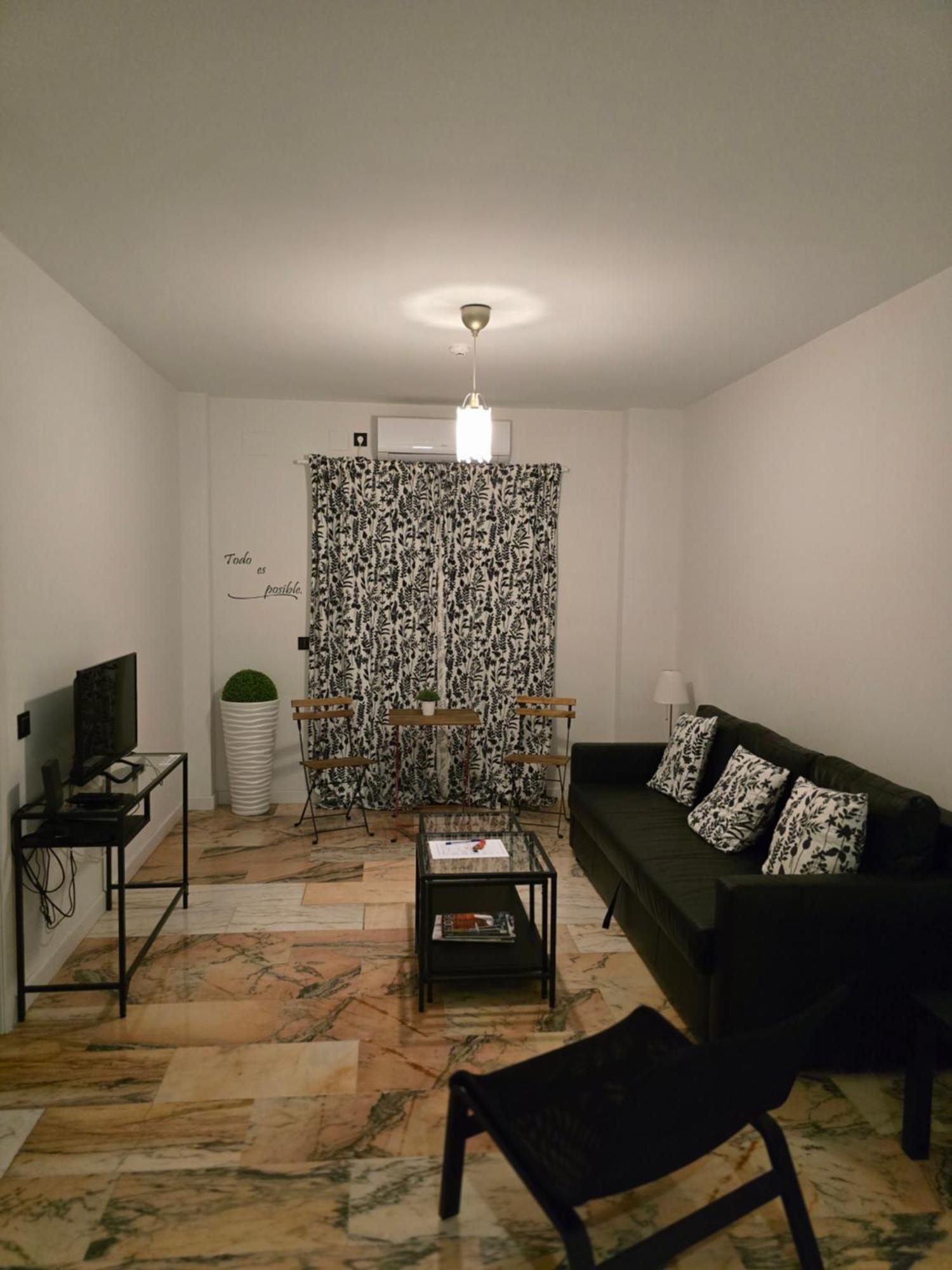 LHome Siviglia Esterno foto