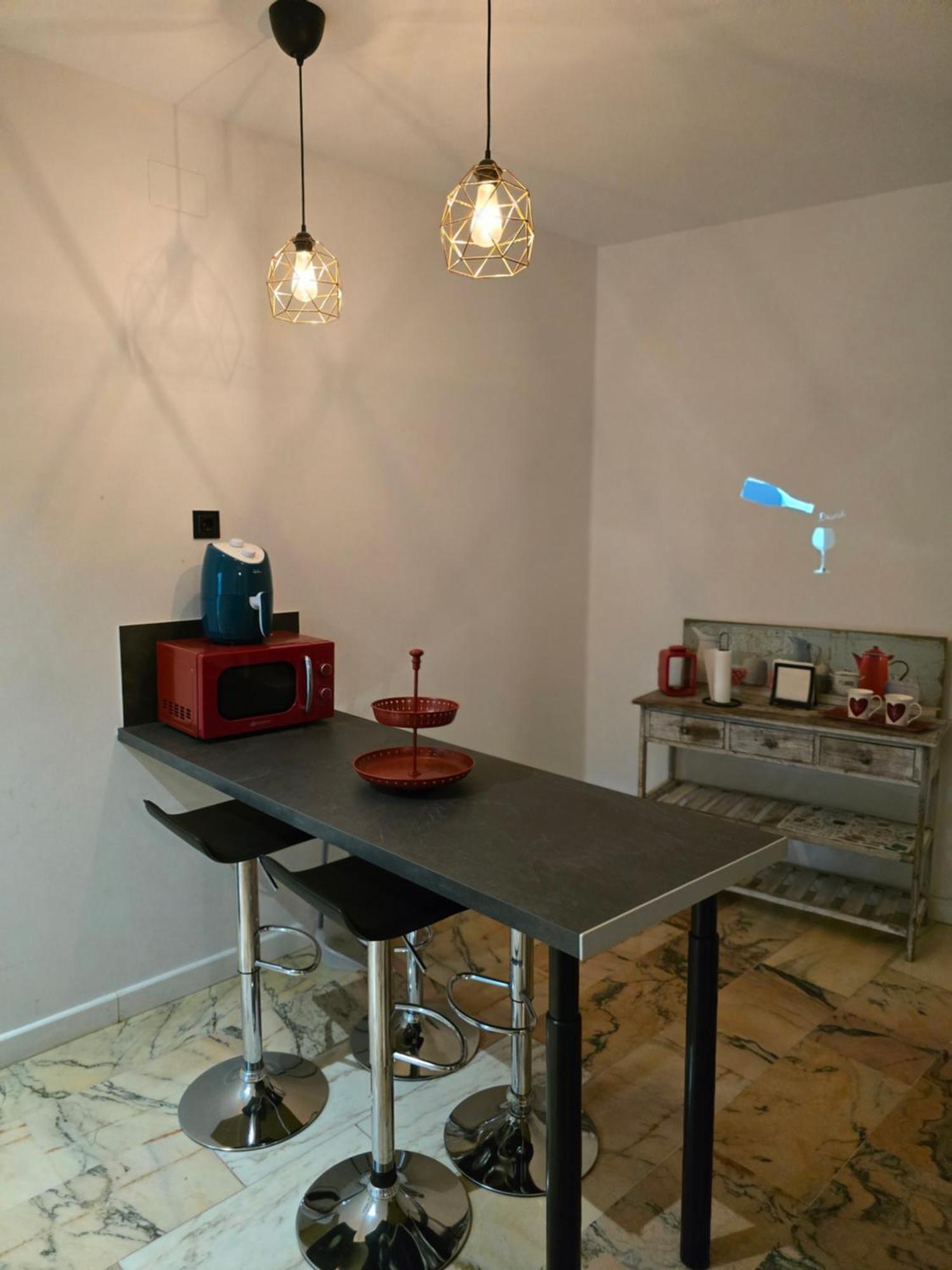 LHome Siviglia Esterno foto