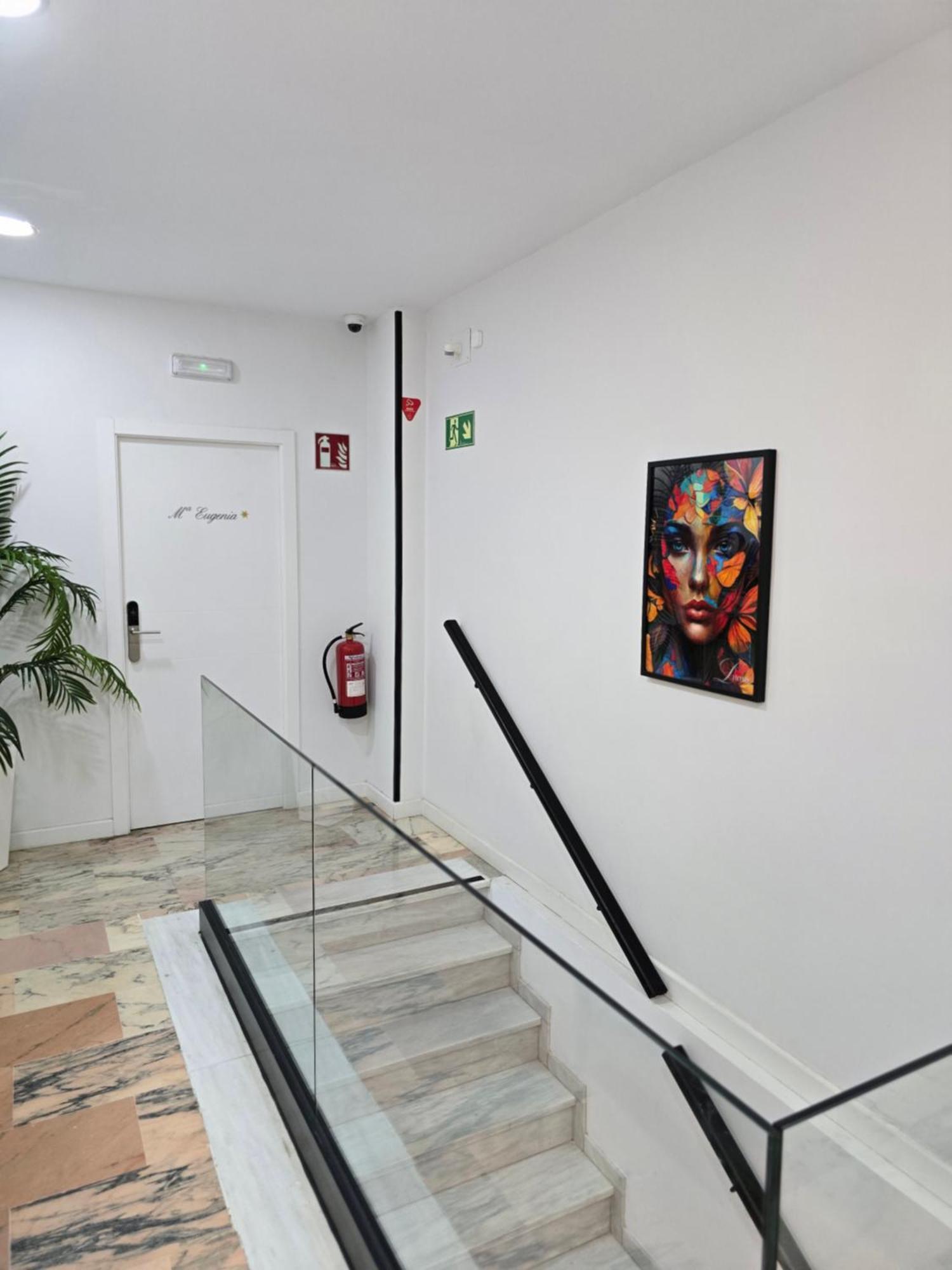 LHome Siviglia Esterno foto
