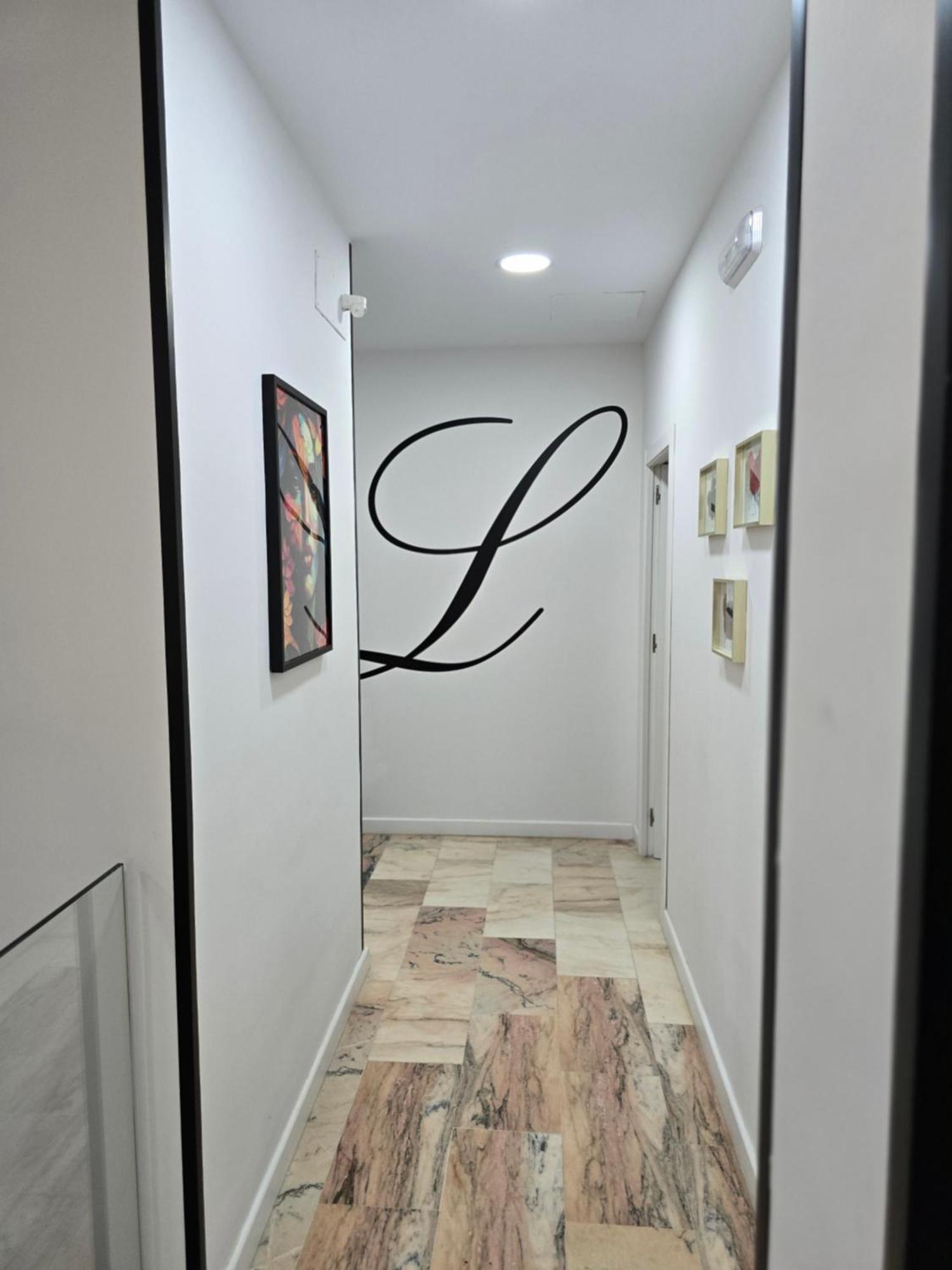 LHome Siviglia Esterno foto