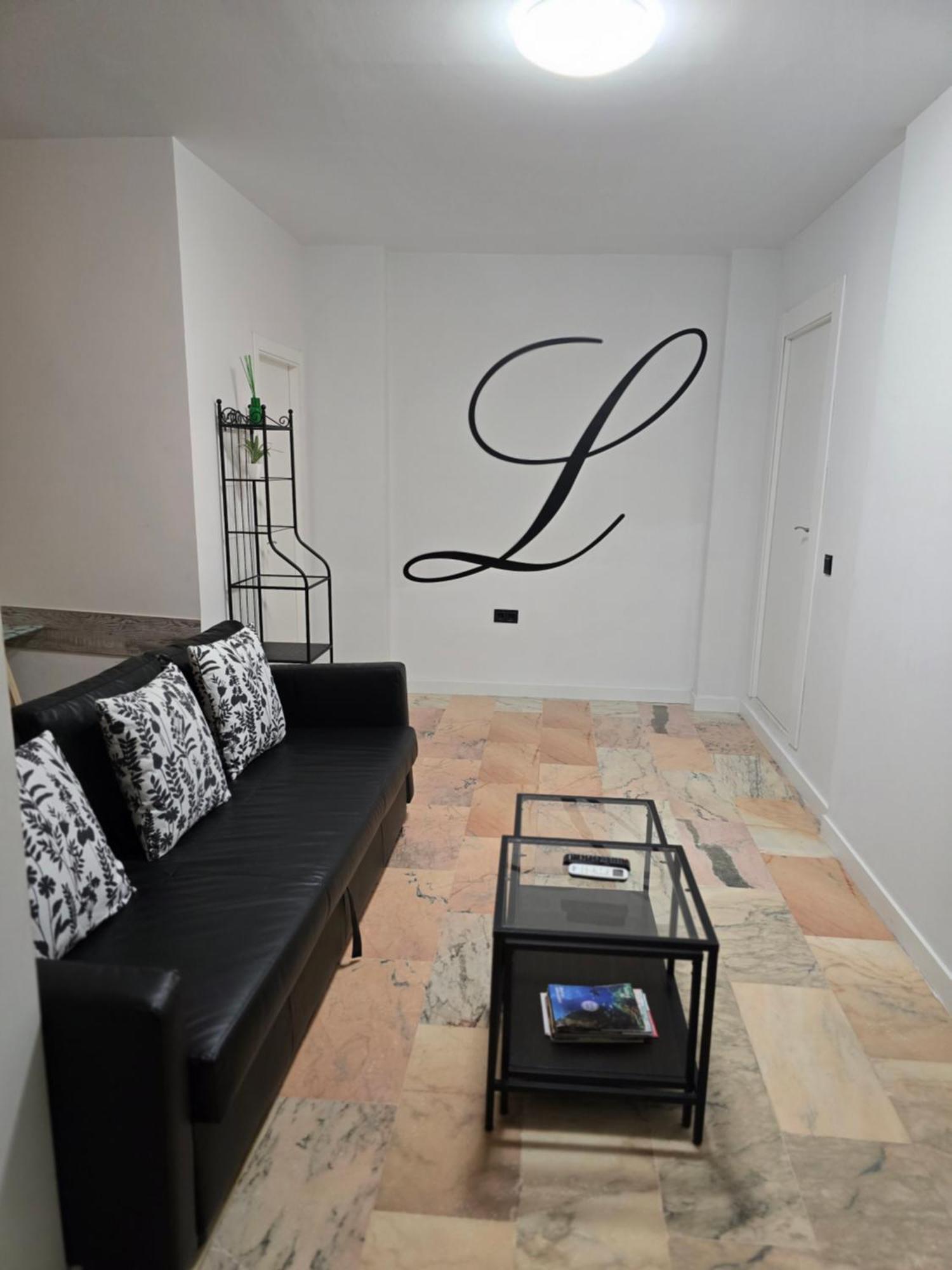 LHome Siviglia Esterno foto