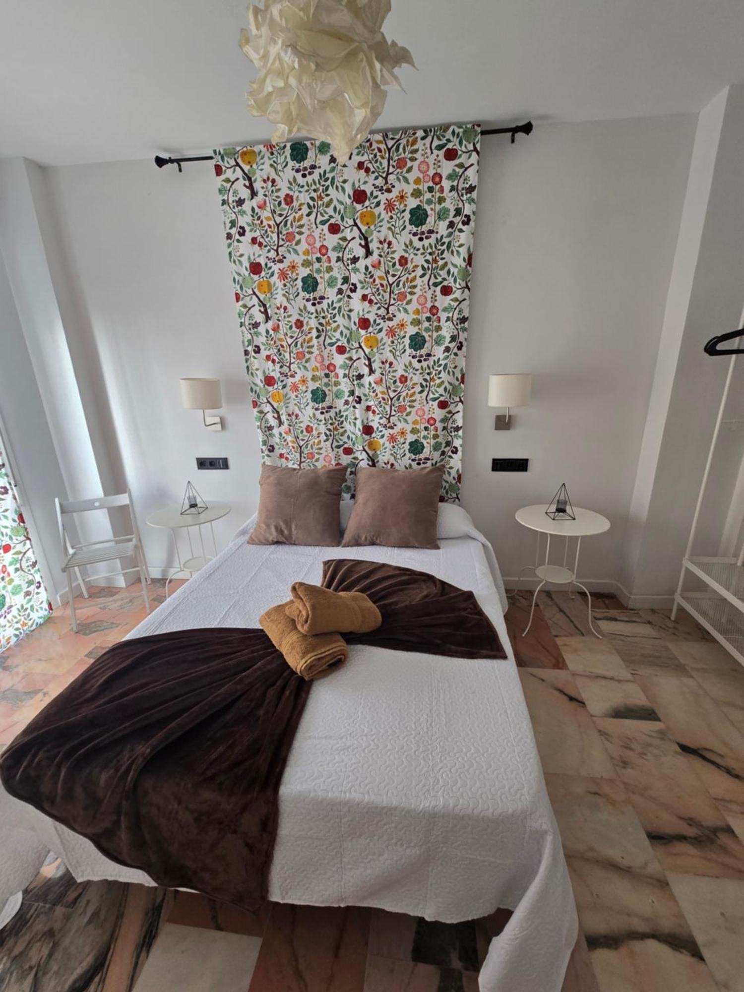 LHome Siviglia Esterno foto